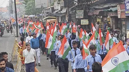 ‘हर घर तिरंगा’ अभियान के तहत रांची समेत कई शहरों में तिरंगा यात्रा, सांसद-विधायक भी हुए शामिल