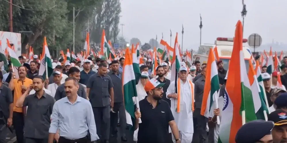Har Ghar Tiranga a festival of national love, says J&K L-G Manoj Sinha