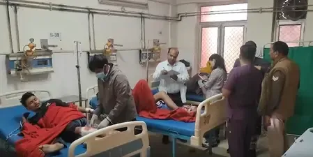 हरदोई में मुठभेड़ के बाद दो बदमाश गिरफ्तार, सब इंस्पेक्टर को भी लगी गोली