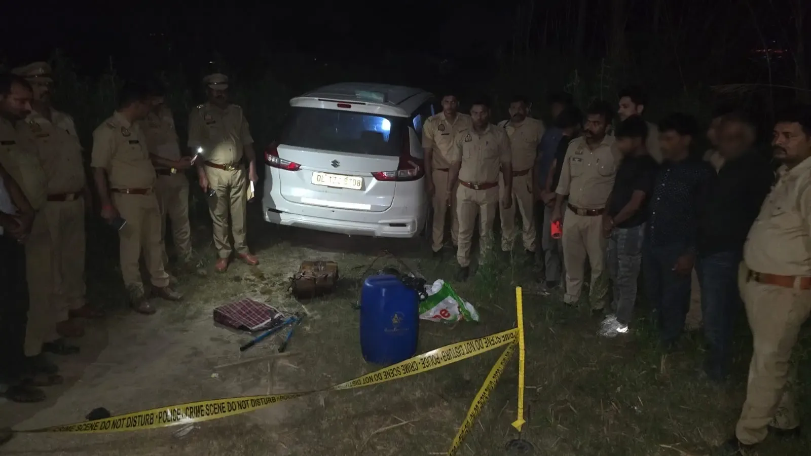 हरदोई में ट्रांसफार्मर से तेल और कॉपर चोरी करने वाले गिरोह का पर्दाफाश, 8 गिरफ्तार