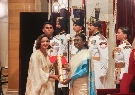 Harmanpreet Kaur receives Padma Shri from President Murmu at Rashtrapati Bhavan