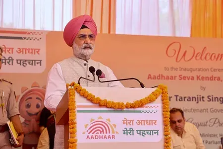 Delhi L-G T.S. Sandhu opens Aadhaar Seva Kendra in West Delhi