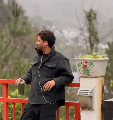 हर्षवर्धन राणे की 'सिला' का एक और पड़ाव पार, वियतनाम शेड्यूल की सफलता पर पूरी टीम का जताया आभार