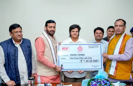 Haryana CM Saini gives Rs 1.50 crore cheque to cricketer Shafali Verma 