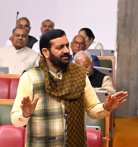 हरियाणा विधानसभा में कई अहम विधेयक पारित, पूर्व विधायकों के भत्तों पर विपक्ष ने उठाया सवाल