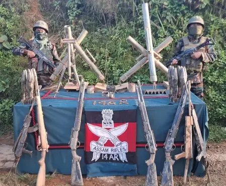 हथियार तस्करों के खिलाफ असम राइफल्स  की बड़ी कार्रवाई, मिजोरम के सैकुम्फई से भारी मात्रा में गोला-बारूद बरामद