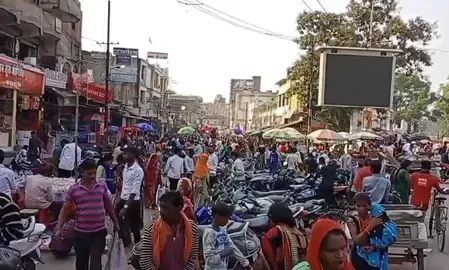 क्या हजारीबाग में 'जीएसटी बचत उत्सव' का प्रभाव है? एक दिन में 150 करोड़ से अधिक की खरीदारी