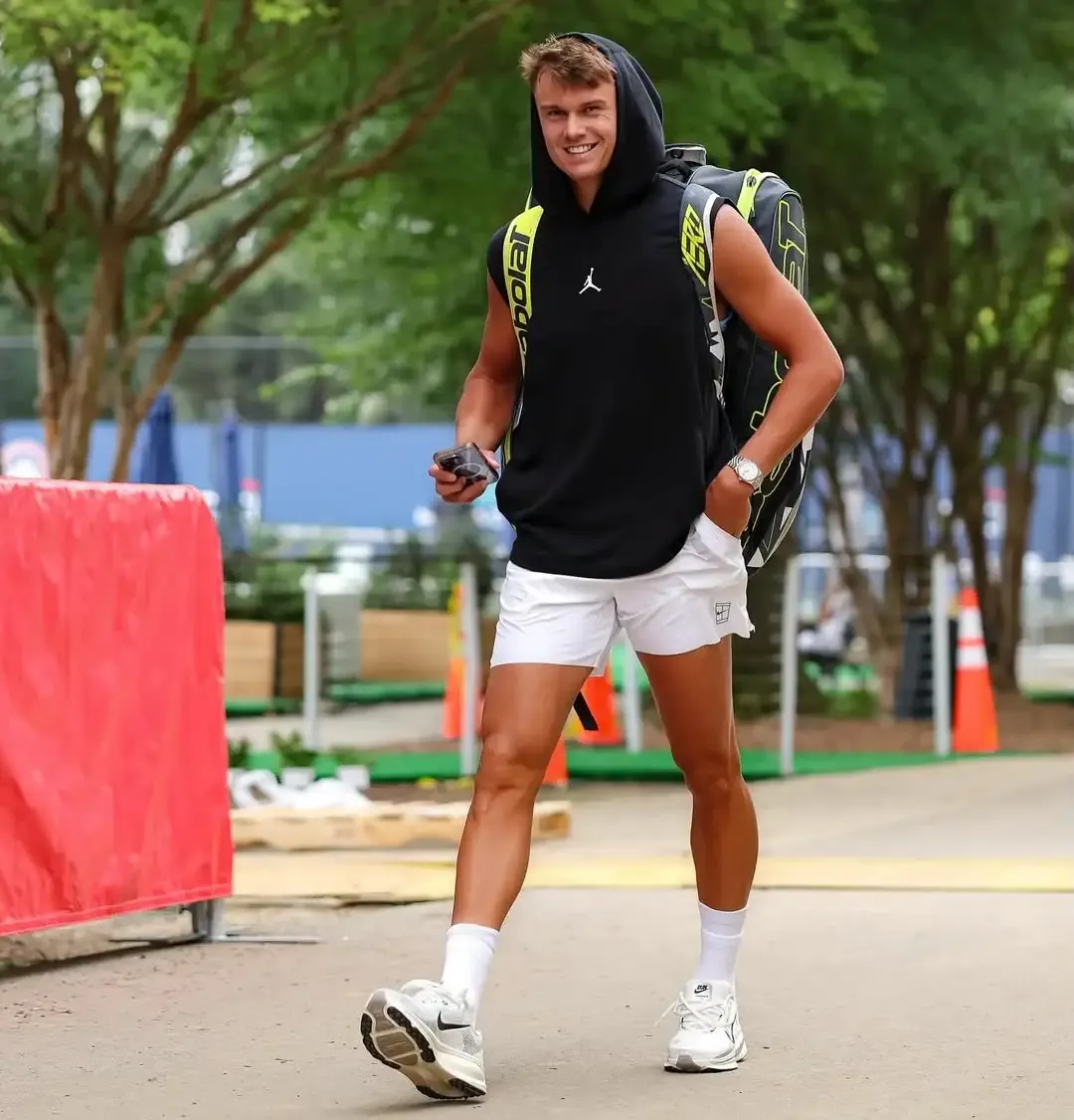 What Insight Did Rune Gain from His Collaboration with Agassi?