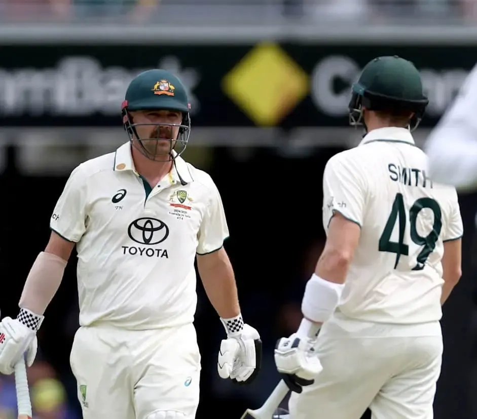 Smith Praises Head's Efforts in Their 241-Run Partnership