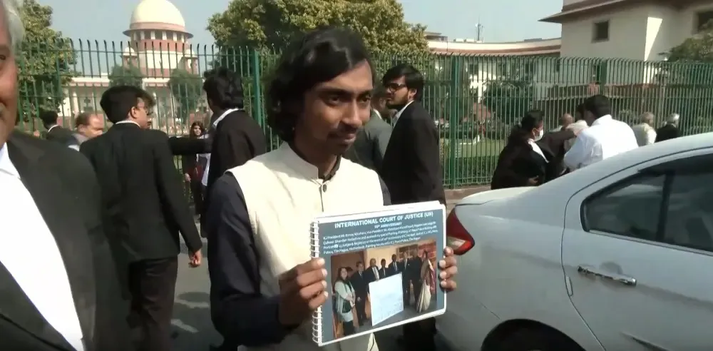 Can a hearing and speech impaired artist inspire change on Constitution Day?