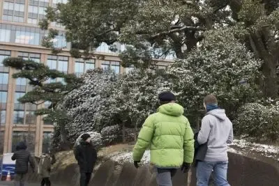 Severe Snowfall Increases in Eastern Japan