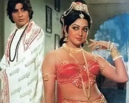 Hema Malini Honors Manoj Kumar's Unique Filmmaking Style