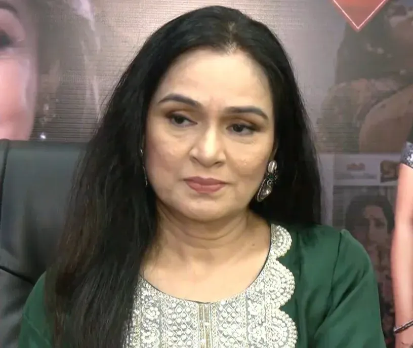 हेमा मालिनी सच में 'ड्रीम गर्ल' हैं: पद्मिनी कोल्हापुरे ने साझा किए 1977 की फिल्म के अनमोल किस्से