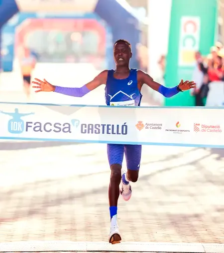 हार्बर्ट किबेट और खैरी बेजिगा: 'विश्व 10के बेंगलुरु' के 18वें संस्करण का हिस्सा