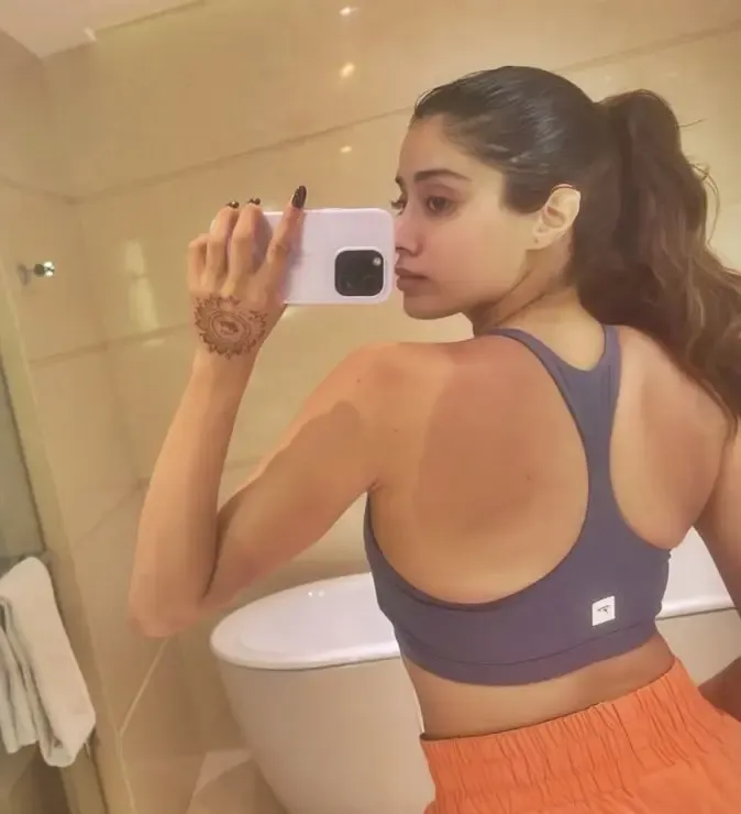 How Janhvi Kapoor Ended Up Sunburnt
