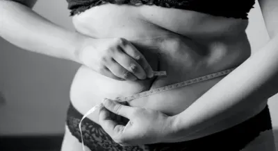 Hidden belly fat can predict Alzheimer’s 20 years before symptoms appear: Study
