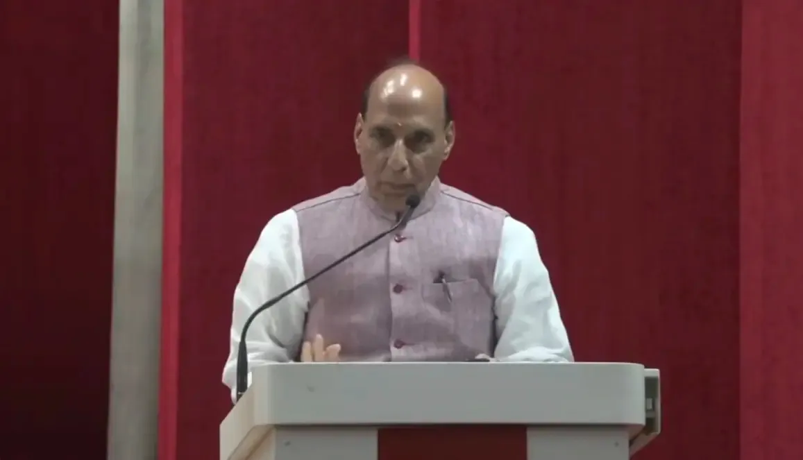 हाई-एंड ड्रग इनोवेशन में आत्मनिर्भरता के लिए नवाचार पर जोर जरूरी: रक्षामंत्री