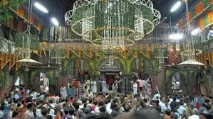 क्या मथुरा में हाई पावर मैनेजमेंट कमेटी की निगरानी में बांके बिहारी मंदिर का 54 साल पुराना 'तोष खाना' खुलने जा रहा है?