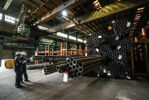 How Will Higher US Tariffs Impact Steelmakers Amid Market Downturn?