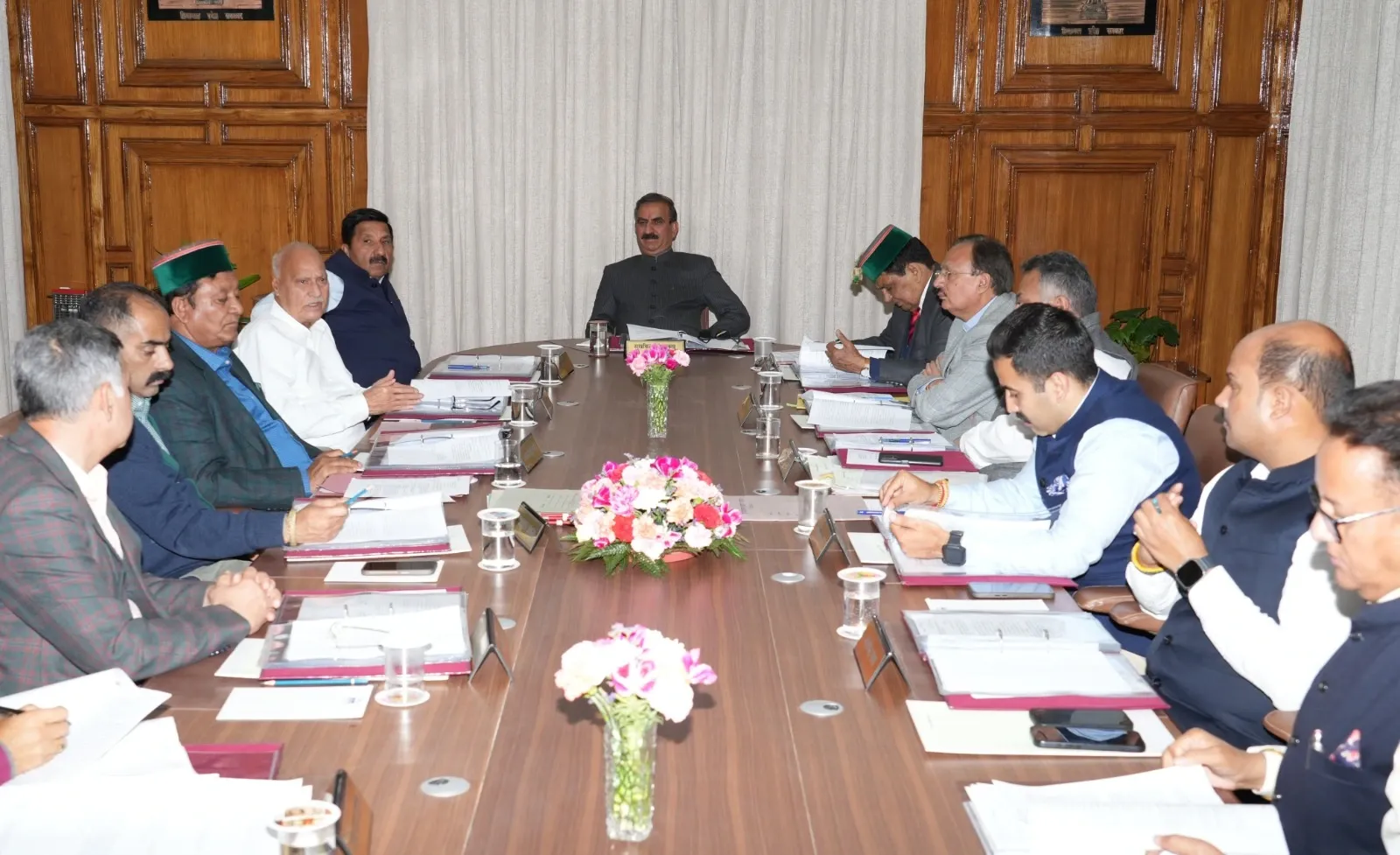 Why Did the Himachal Cabinet Convert Part-Time Class IV Employees to Daily-Wagers?