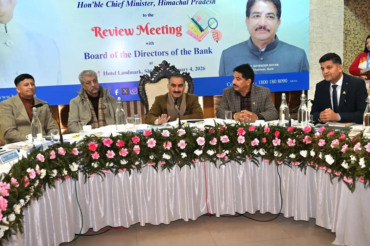 What Development Projects Did Himachal CM Dedicate in Amb?