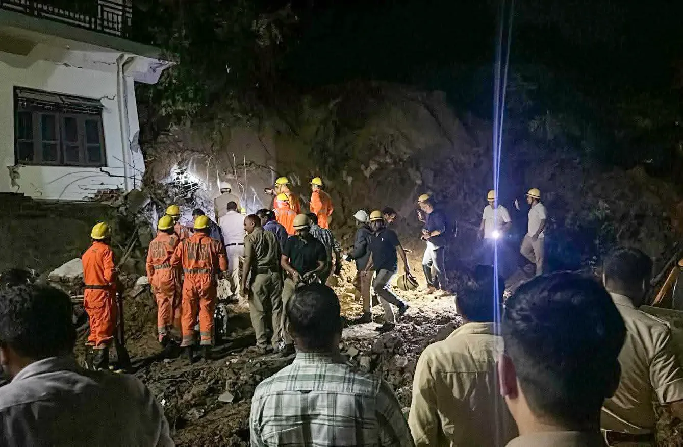 हिमाचल प्रदेश के मंडी में भूस्खलन से भारी तबाही? अब तक 6 की मौत, सीएम सुक्खू ने जताया दुख