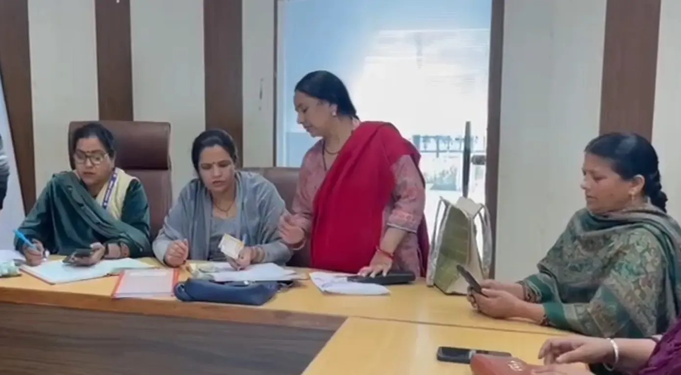 नाहन की महिलाएं केंद्र सरकार की योजनाओं से बनीं आत्मनिर्भर: सशक्तिकरण का नया युग