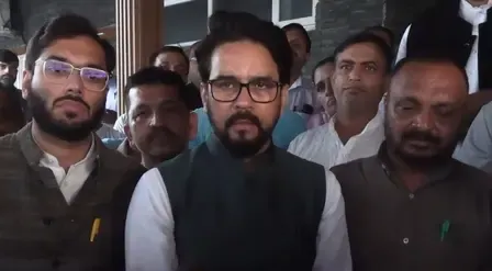 क्या हिमाचल प्रदेश में अनुराग ठाकुर ने व्यापारियों संग बैठक में जीएसटी कटौती को जनता का तोहफा बताया?