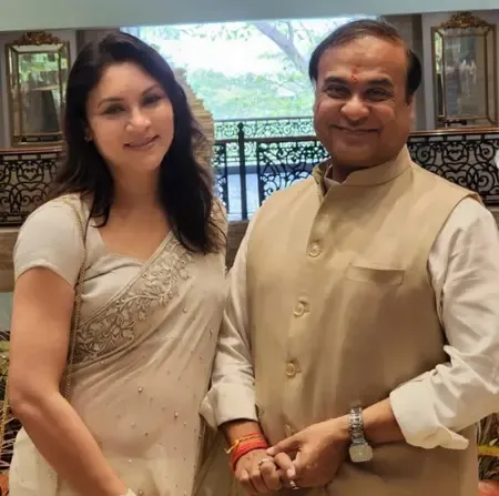 हिमंता बिस्वा सरमा की पत्नी का गोगोई के आरोपों पर तीखा उत्तर, पूछा- क्या आपकी पत्नी का पाकिस्तान में खाता है?