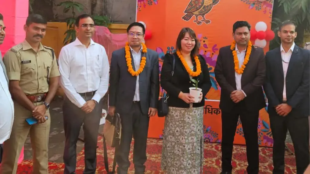 क्या बिहार विधानसभा चुनाव पर दुनिया की नजर है? 7 देशों के 16 प्रतिनिधि पहुंचे पटना