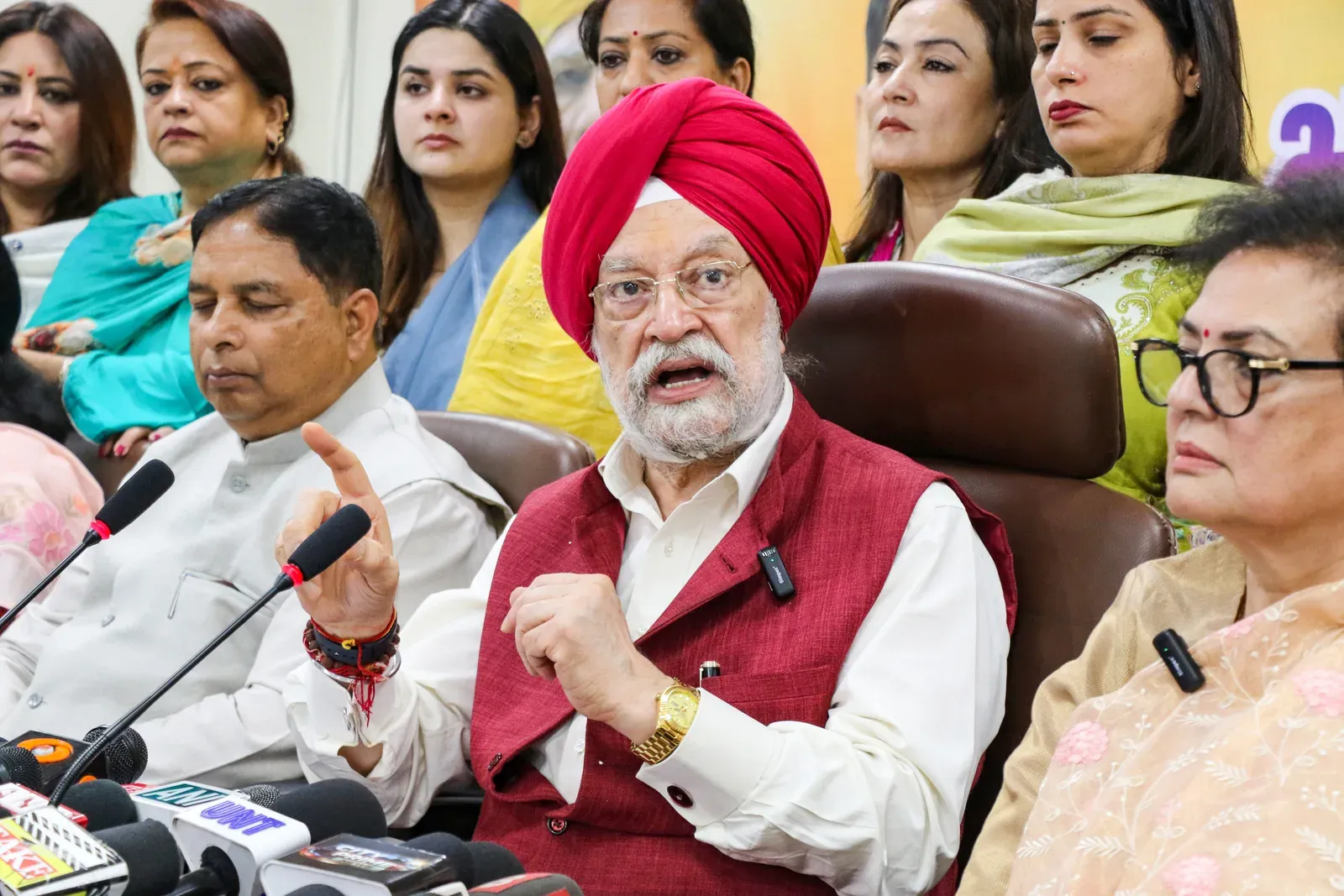 एथेनॉल वाहनों में 1% बदलाव से ₹195 करोड़ की विदेशी मुद्रा बचत संभव: हरदीप पुरी