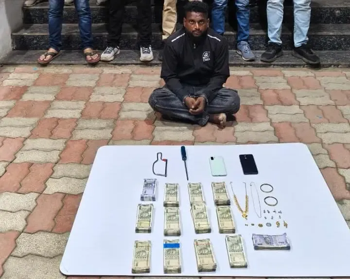 वापी बंगला चोरी: दादर से कुख्यात आरोपी गिरफ्तार, ₹18.28 लाख का सामान बरामद