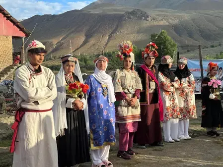 क्या द्रास में कारगिल विजय दिवस की स्मृति समारोह की शुरुआत हुई?