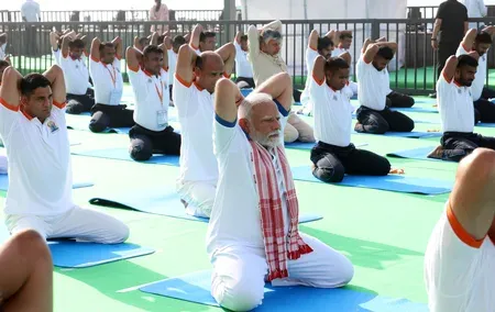अंतरराष्ट्रीय योग दिवस 2026: 'योग संगम पोर्टल' पर 6 लाख संगठनों का रजिस्ट्रेशन, PM मोदी के साथ 21 जून को योगाभ्यास