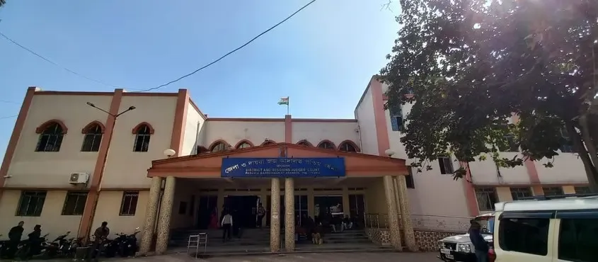 पश्चिम बंगाल के आसनसोल कोर्ट में बम की धमकी से मचा हड़कंप, पुलिस जांच में जुटी