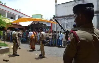 पश्चिम बंगाल में 31 मार्च तक केंद्रीय बलों की 300 अतिरिक्त कंपनियां पहुंचेंगी