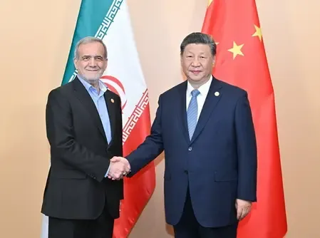 पाकिस्तान के समर्थन के बाद अब ईरान को सैन्य सहायता देने को लेकर चीन पर उठे सवाल: रिपोर्ट