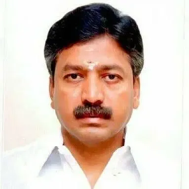 एआईएडीएमके में बड़ा विभाजन: सी. वी. शनमुगम ने ईपीएस पर डीएमके गठबंधन का आरोप लगाया, टीवीके सरकार को समर्थन का ऐलान