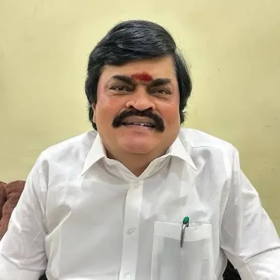 धनुष की राजनीतिक एंट्री की अटकलों पर एआईएडीएमके का बड़ा बयान, राजेंद्र बालाजी बोले- 'पार्टी के दरवाजे खुले हैं'
