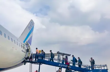 ईरान का एयरस्पेस बंद होने से उड़ान परिचालन बाधित, एयर इंडिया और इंडिगो ने जारी किया अलर्ट