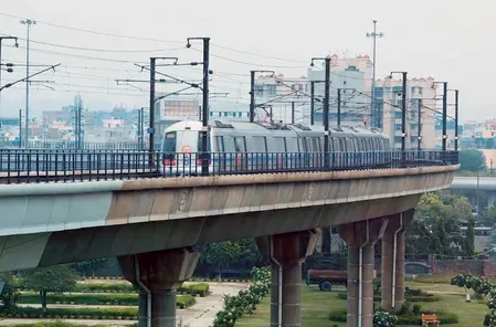 दिल्ली मेट्रो से सभी स्टेशन खोले गए, डीएमआरसी ने एंट्री और एग्जिट सर्विस बहाल करने की दी जानकारी 