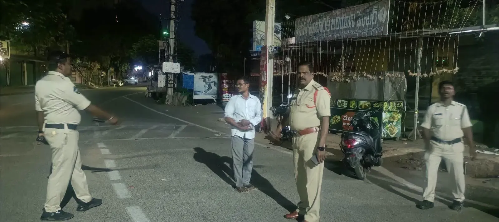 अनंतपुर के अप्पाजीपेटा गांव में रात को छतों पर पत्थर गिरने का रहस्य, पुलिस गश्त के बाद भी दहशत बरकरार