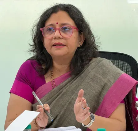 पंजाब एसआईआर: मुख्य निर्वाचन अधिकारी अनिंदिता मित्रा ने राजनीतिक दलों से तुरंत बीएलए नियुक्त करने को कहा