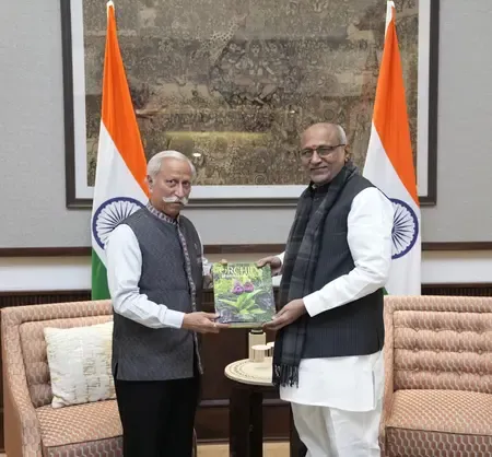 अरुणाचल के राज्यपाल ने उपराष्ट्रपति राधाकृष्णन से की मुलाकात, शिक्षा, स्वास्थ्य और सामाजिक कल्याण के क्षेत्र में हुई प्रगति पर चर्चा