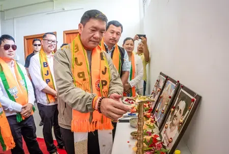 अरुणाचल के मुख्यमंत्री ने सीबीआई जांच का स्वागत किया, कांग्रेस ने पेमा खांडू का इस्तीफा मांगा