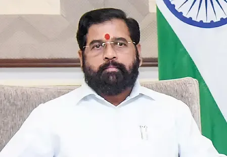 महाराष्ट्र विधानसभा में लाडकी बहिन योजना को लेकर देखने को मिला वाकयुद्ध 