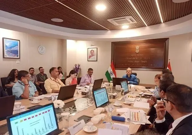 डीएफएस सचिव संजय लोहिया का बैंकों को निर्देश: लोन प्रक्रिया पूरी तरह डिजिटल करें, वित्तीय समावेशन बढ़ाएं