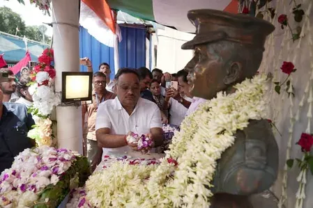 बंगाल भाजपा अध्यक्ष ने राज्य में ‘कश्मीर मांगे आजादी’ के नारे लगाने वालों को कड़ी चेतावनी दी