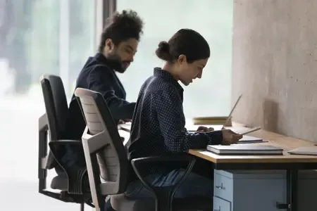 बिहार में सरकारी कर्मचारियों के लिए नए सोशल मीडिया नियम लागू, उल्लंघन पर होगी कार्रवाई