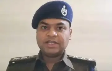 क्या पटना में बाइक सवार बदमाशों ने व्यापारी से 5 लाख रुपए लूटे?